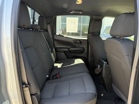 Used 2024 Chevrolet Colorado Trail Boss w/ Technology Package AWD/4WD image 7