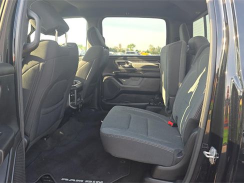 Used 2022 RAM 1500 Big Horn AWD/4WD image 13