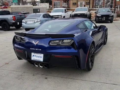 Used 2019 Chevrolet Corvette Z06 image 9