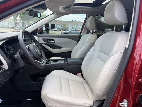 Used 2023 Nissan Rogue SV w/ SV Premium B Package FWD image 26