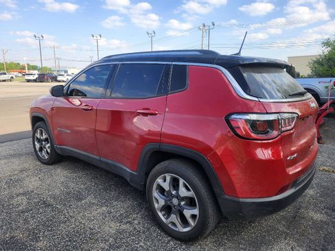 Used 2019 Jeep Compass Limited AWD/4WD image 4