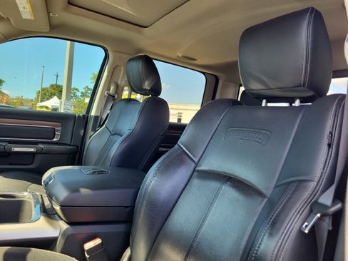 Used 2018 RAM 2500 Laramie w/ Convenience Group image 23