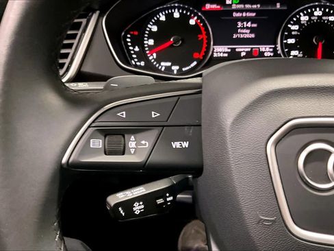 Used 2023 Audi Q5 2.0T Premium w/ Convenience Package image 19