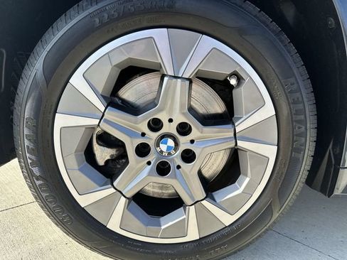 Used 2024 BMW X1 xDrive28i w/ Technology Package image 21