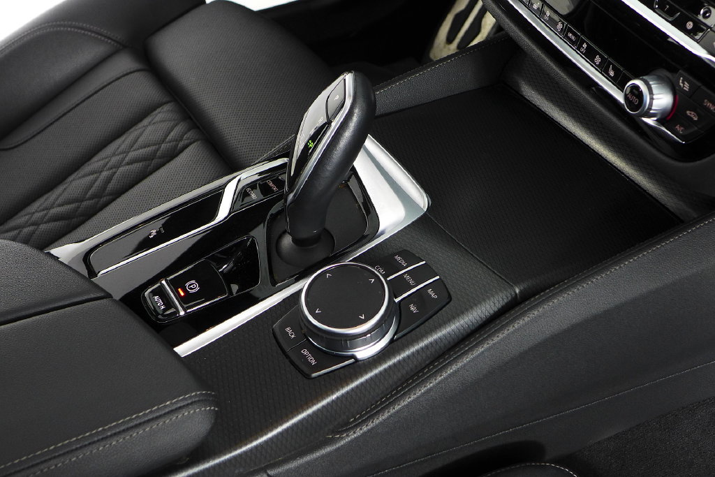 Certified 2023 BMW 540i w/ M Sport Package RWD image 15