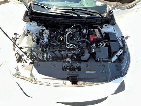 Used 2024 Nissan Altima 2.5 SR FWD image 26