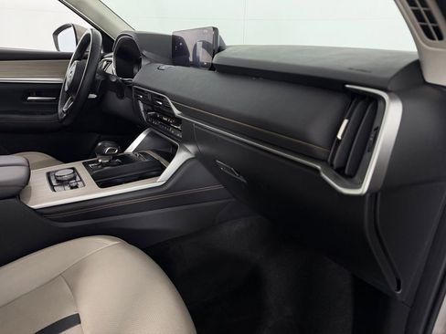 Used 2024 MAZDA CX-90 Plug-In Hybrid w/ Preferred image 32