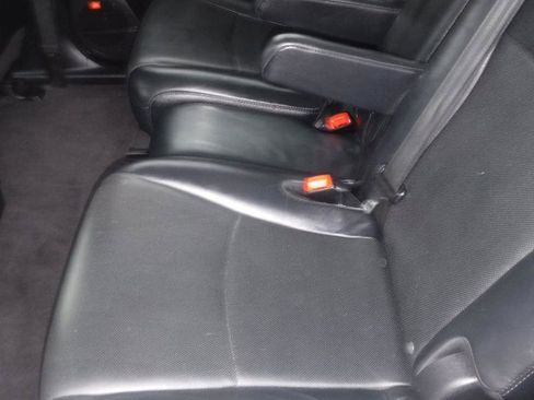 Used 2013 Toyota Highlander Limited image 28