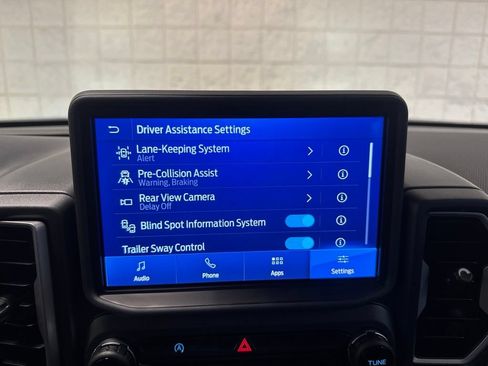Used 2024 Ford Bronco Sport Outer Banks AWD/4WD image 12