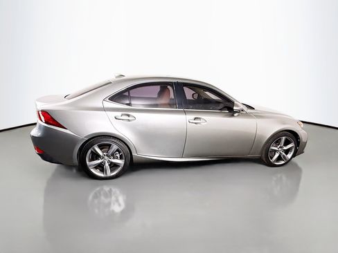 Used 2016 Lexus IS 350 image 11
