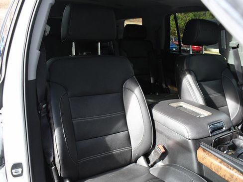 Used 2016 GMC Yukon Denali w/ Open Road Package image 27