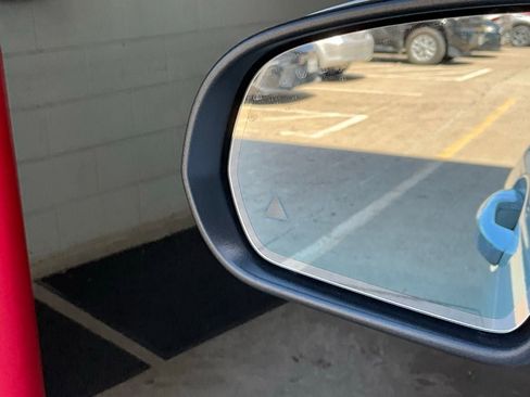 Used 2025 Mercedes-Benz GLA 250 image 21