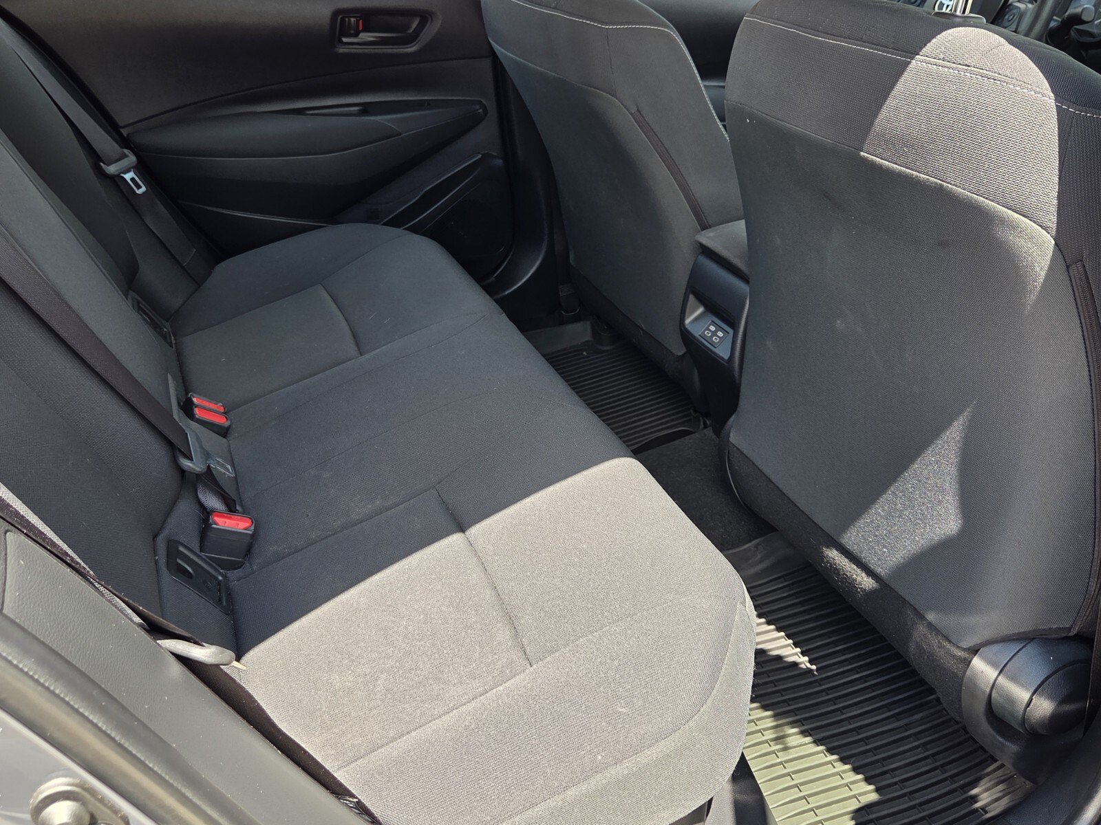 Certified 2025 Toyota Corolla LE FWD image 10