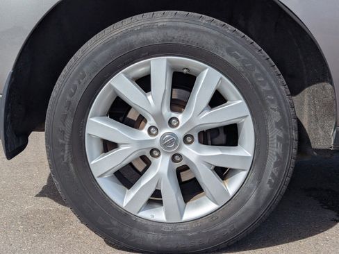 Used 2012 Nissan Murano SL w/ Navigation Pkg image 48