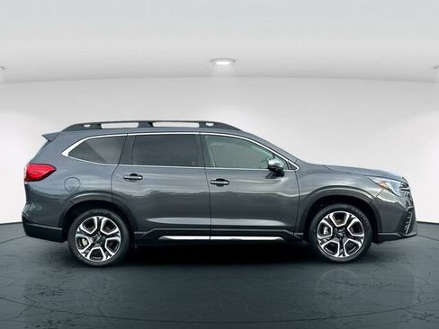 Certified 2023 Subaru Ascent Limited w/ Technology Package image 7
