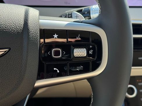 New 2026 Genesis GV70 2.5T Advanced image 30
