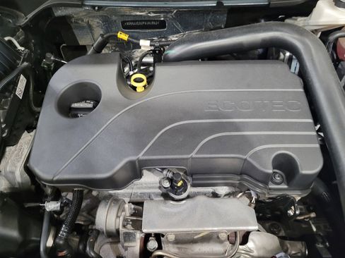 Used 2023 Chevrolet Equinox LT AWD/4WD image 30