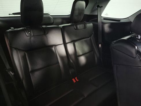 Used 2024 Ford Explorer XLT w/ Equipment Group 202A image 15