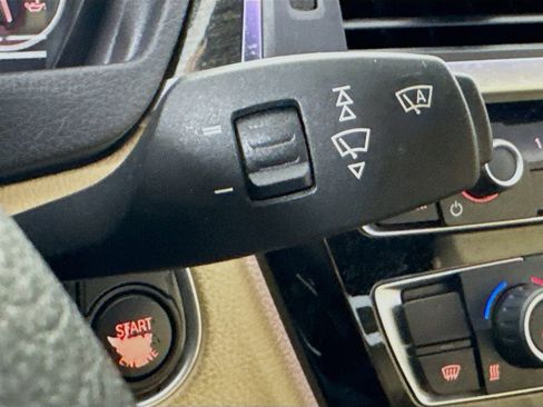 Used 2017 BMW 330i Sedan image 14