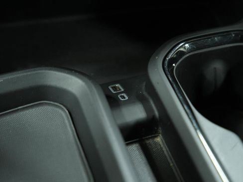 Used 2024 GMC Sierra 2500 AT4 w/ AT4 Premium Plus Package image 42