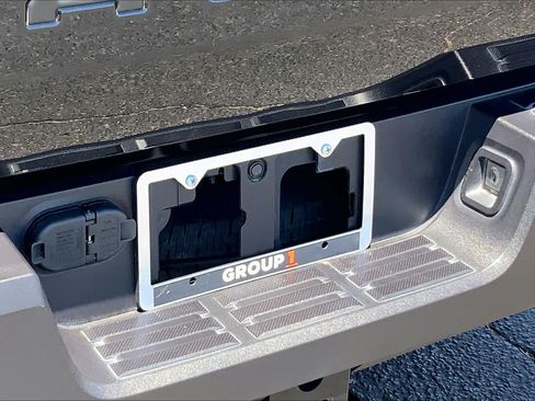 Used 2025 Toyota Tacoma SR5 RWD image 31