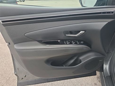 Used 2024 Hyundai Tucson Limited AWD/4WD image 15