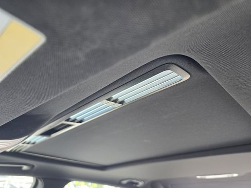 Used 2014 Mercedes-Benz E 350 Sedan image 23