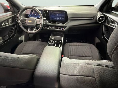 Certified 2026 Chevrolet Equinox LT FWD image 33