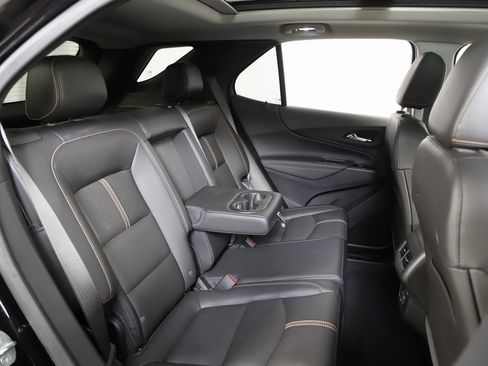 Used 2022 Chevrolet Equinox Premier image 10