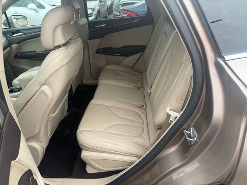 Used 2018 Lincoln MKC Reserve w/ Lincoln MKC Climate Package image 29