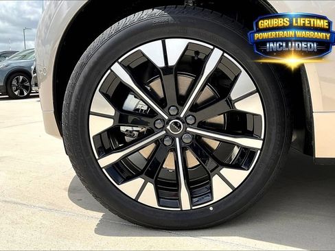 New 2026 Volvo XC60 B5 Plus w/ Protection Package Premier AWD/4WD image 25