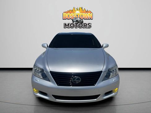 Used 2012 Lexus LS 460 L w/ Luxury Pkg RWD image 8