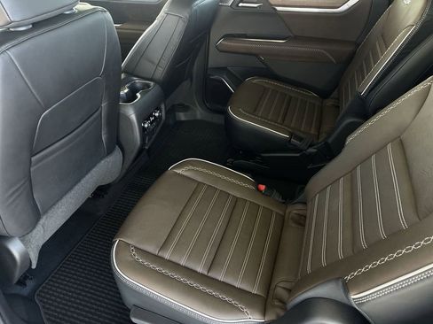 New 2026 GMC Acadia Denali Ultimate AWD/4WD image 26