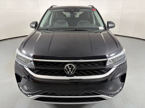 Used 2024 Volkswagen Taos S AWD/4WD image 3