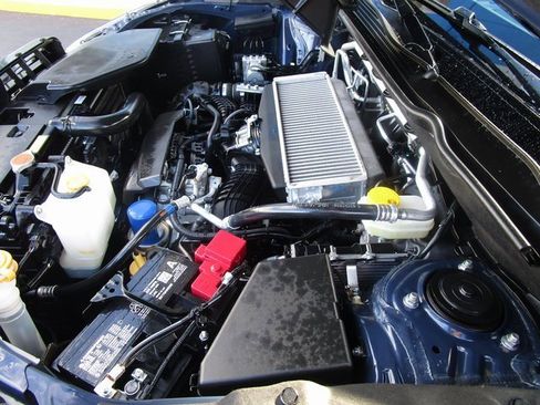 Used 2025 Subaru Ascent Premium w/ Premium Package image 11