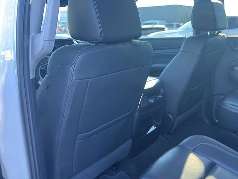 Used 2018 GMC Yukon SLT image 29