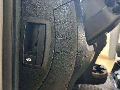 Used 2020 RAM ProMaster 1500 w/ Interior Convenience Group FWD image 17