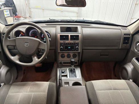 Used 2009 Dodge Nitro SE AWD/4WD image 11