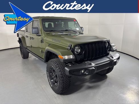 Used 2023 Jeep Gladiator Sport AWD/4WD image 1