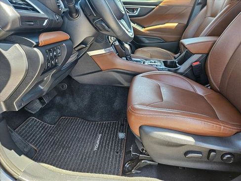 Used 2019 Subaru Forester Touring AWD/4WD image 17