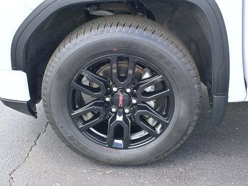 Certified 2023 GMC Sierra 1500 Elevation image 30