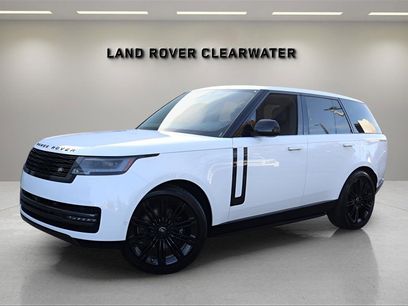New 2025 Land Rover Range Rover SE