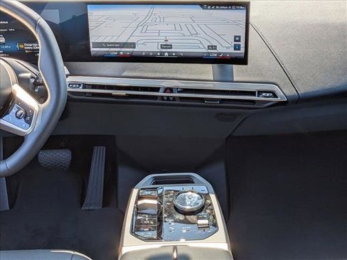 New 2026 BMW iX xDrive60 image 11