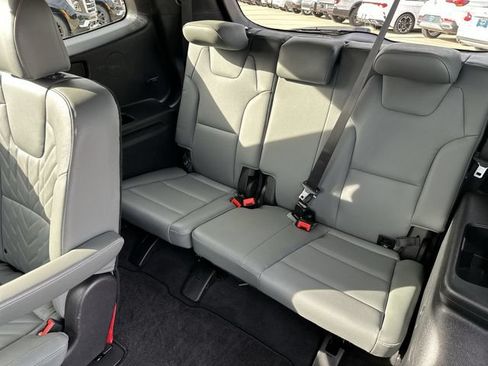 Used 2023 Kia Telluride EX X-Line AWD/4WD image 18