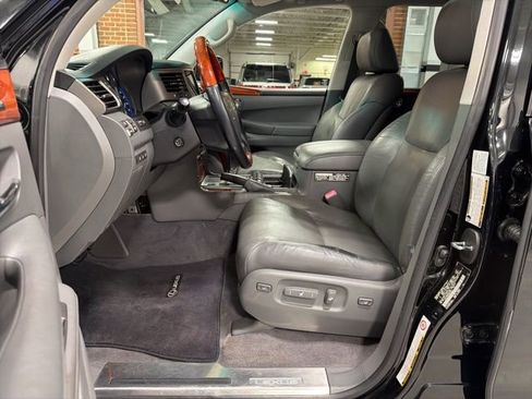 Used 2010 Lexus LX 570 4WD image 14