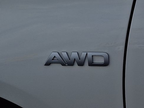 Used 2022 Kia Seltos SX AWD/4WD image 32