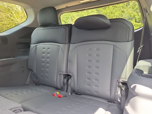 New 2026 Kia EV9 Wind image 10