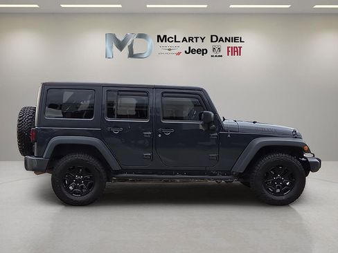 Used 2018 Jeep Wrangler Unlimited Sport image 6