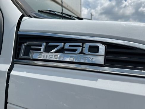 Used 2021 Ford F750 2WD Regular Cab Super Duty image 6