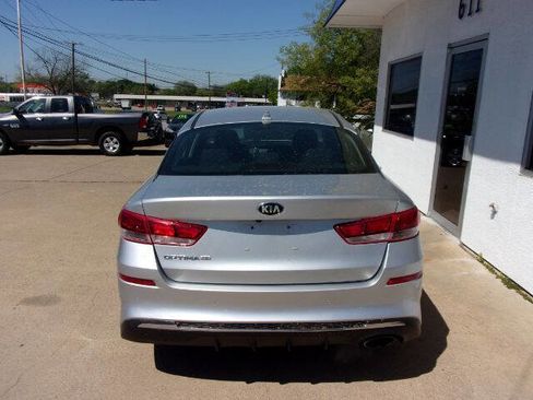Used 2019 Kia Optima LX image 6